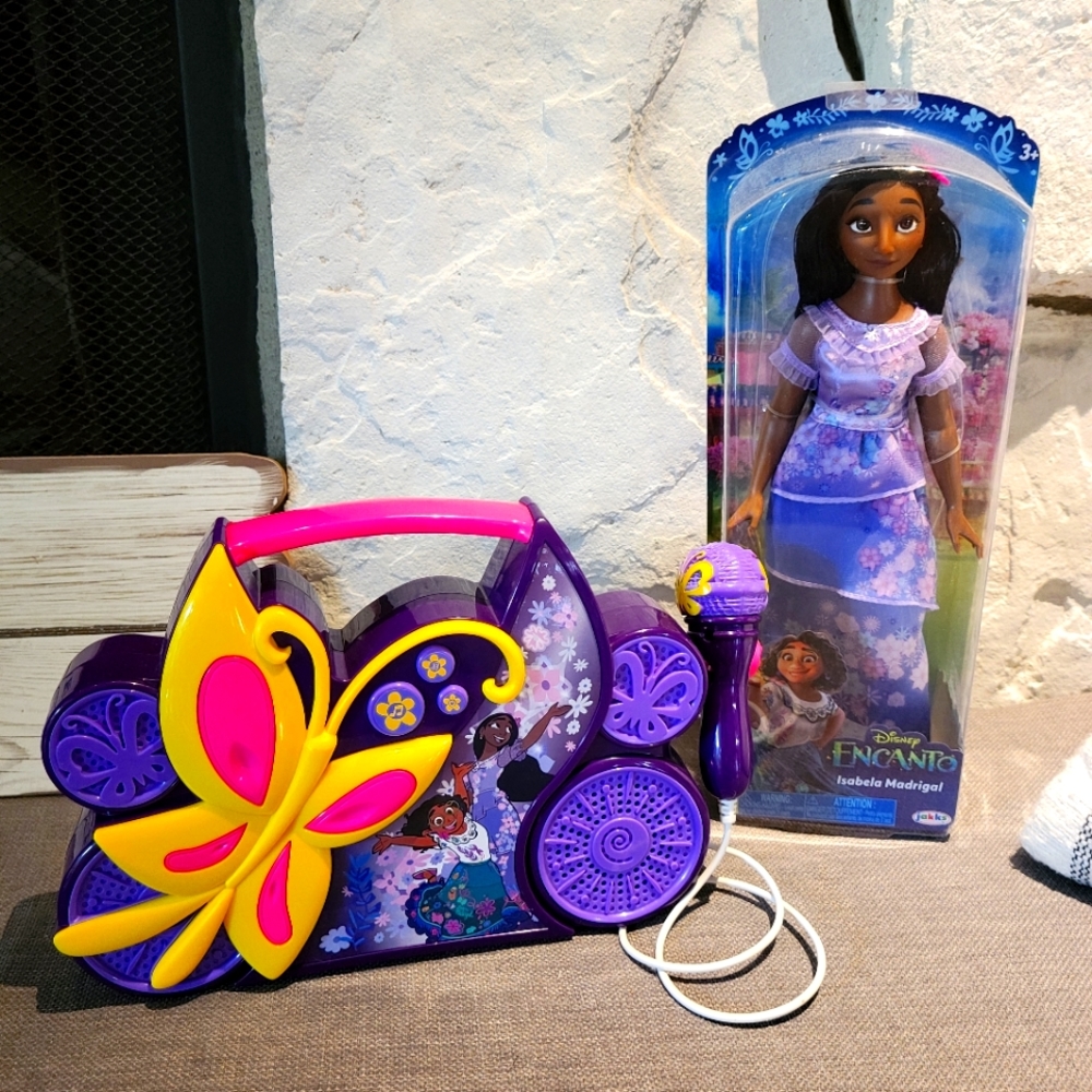 Encanto  Disney Isabela doll New + singalong boombox